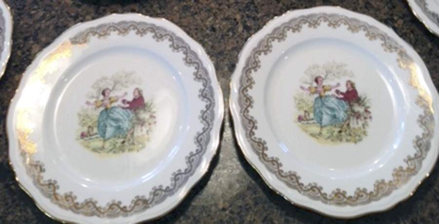VEO9 Dinner Plate by Veritable Porcelaine-1