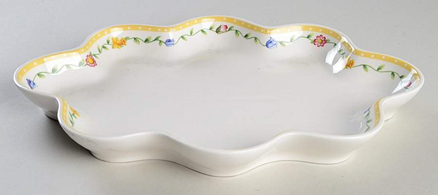 Easter Delight 11" Oval Serving Platter by Villeroy & Boch-1