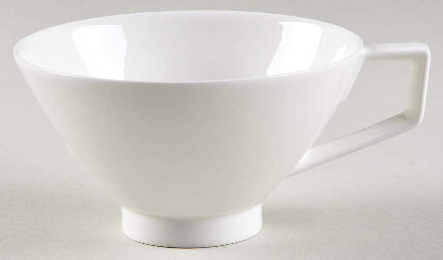 La Classica Nuova Footed Cup by Villeroy & Boch-1