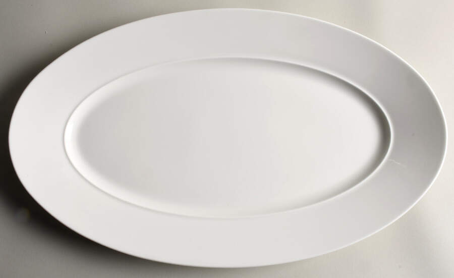 La Classica Nuova 17" Oval Serving Platter by Villeroy & Boch-1