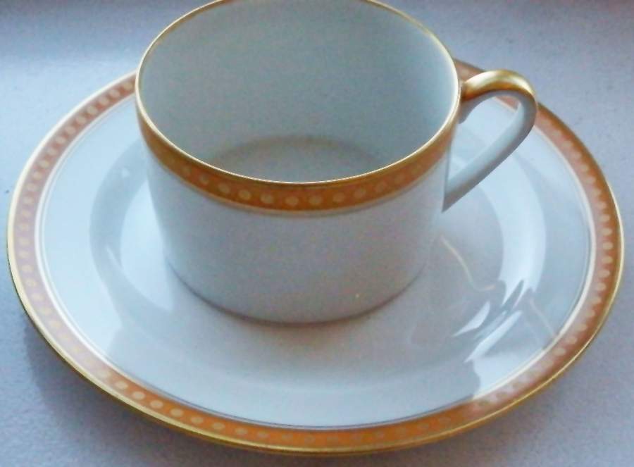 VIG160 Gold Flat Cup & Saucer Set by Vignaud-1