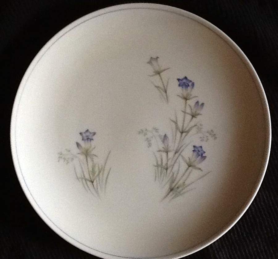 Saxony Dinner Plate by Valmont-1