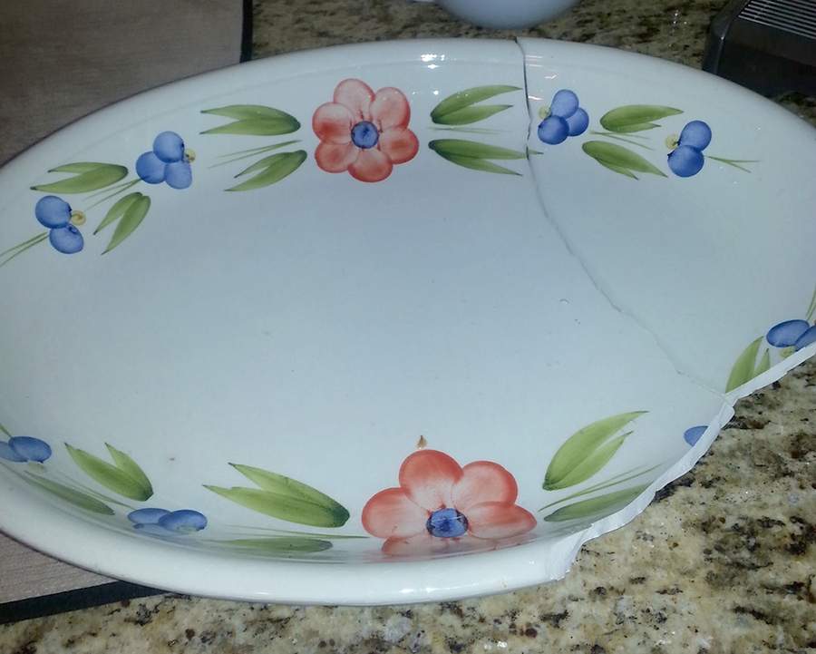 VAC38 Dinner Plate by VARM Ceramica (Italy)-1