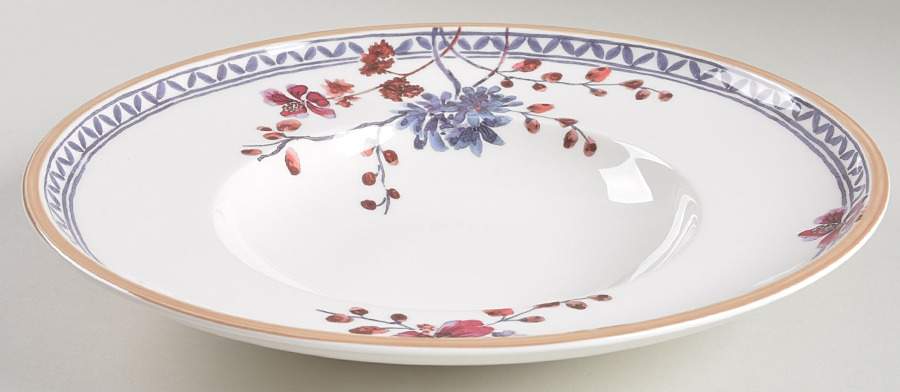 Provencal Lavender 11" Individual Pasta Bowl by Villeroy & Boch-1