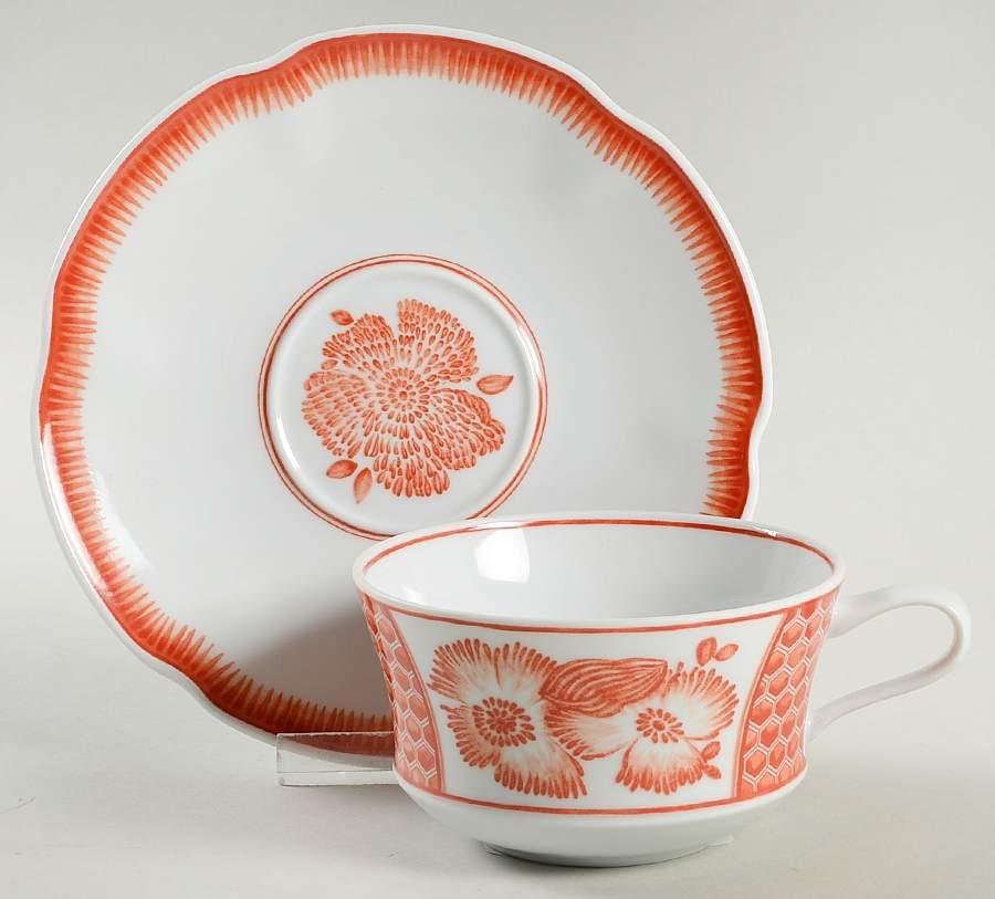 Coralina Flat Cup & Saucer Set by Vista Alegre-1