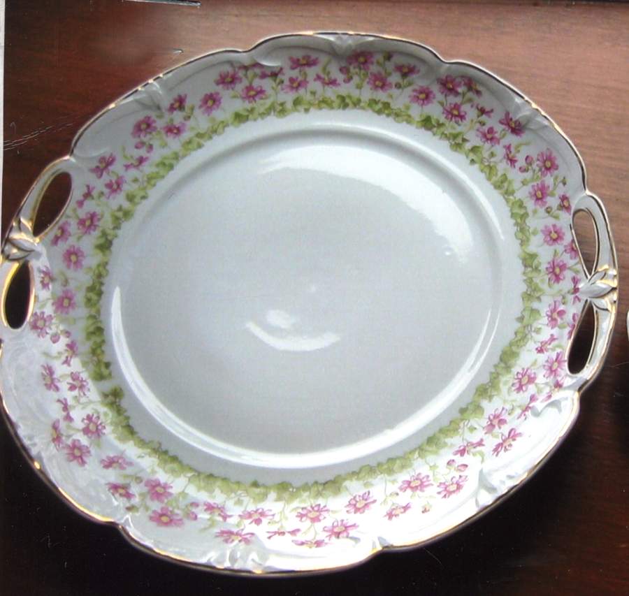 VNN98 Handled Cake Plate by Vienna-1