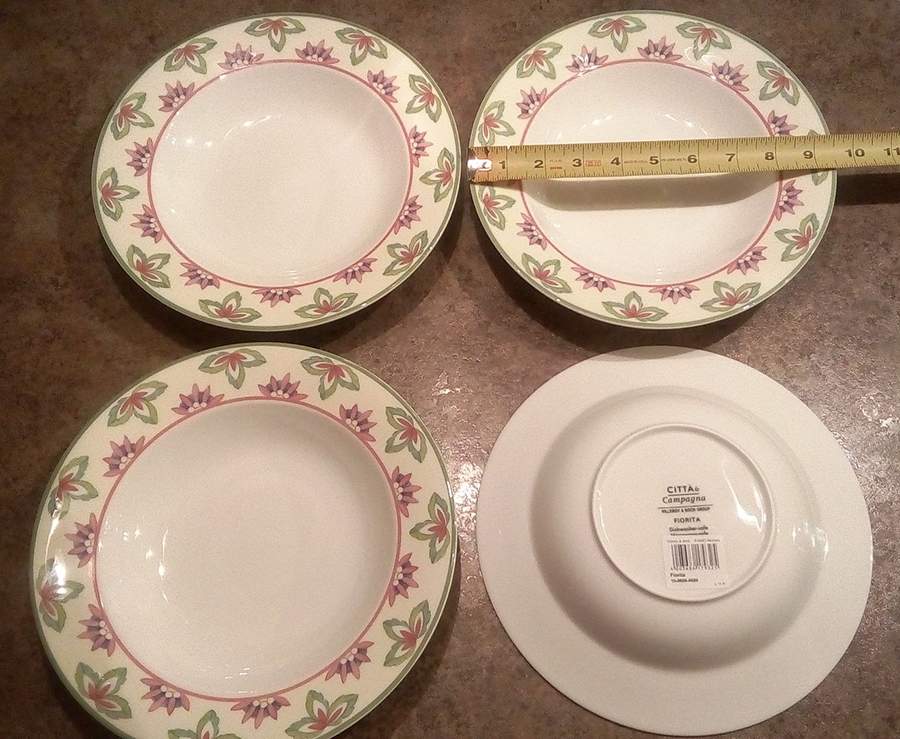 Fiorita Large Rim Soup Bowl by Villeroy & Boch-1