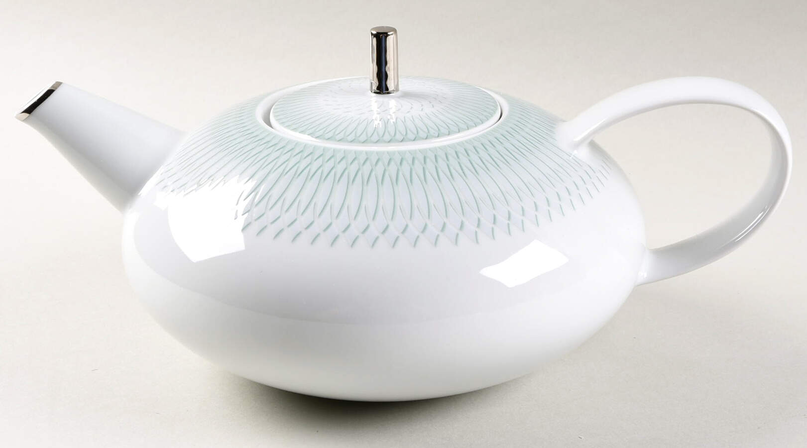 Venezia Teapot & Lid by Vista Alegre-1