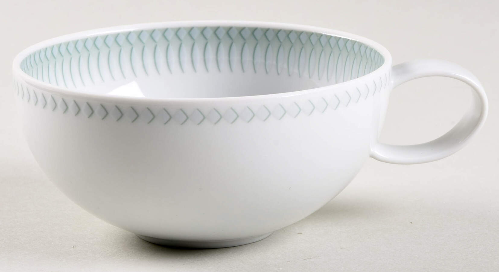 Venezia Flat Cup by Vista Alegre-1