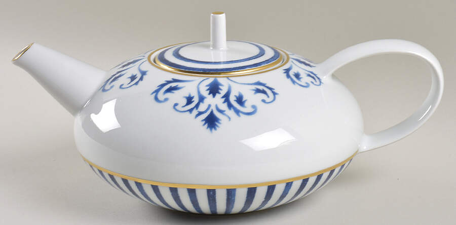 Transatlantica Teapot & Lid by Vista Alegre-1