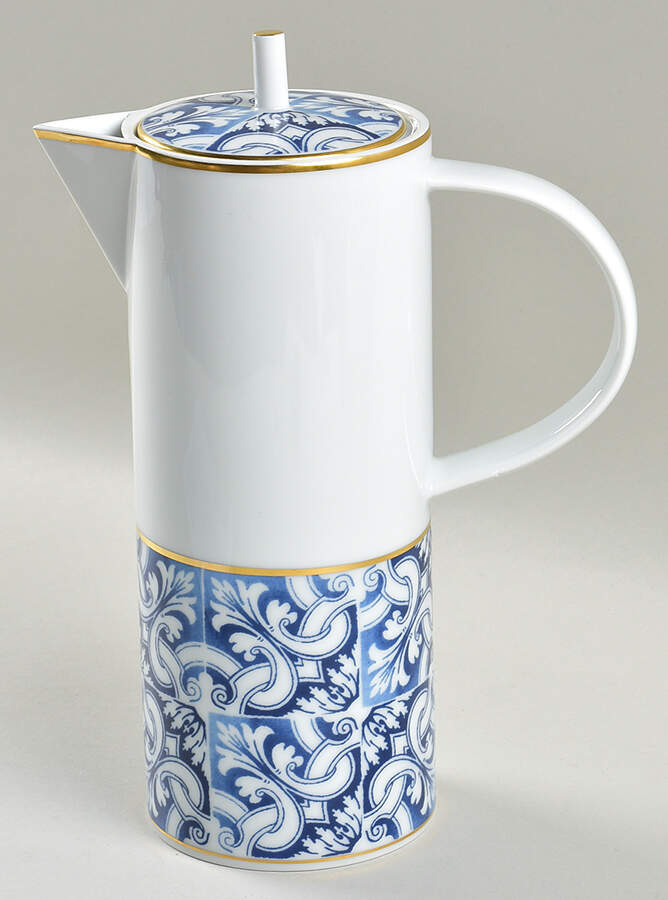 Transatlantica Coffee Pot & Lid by Vista Alegre-1