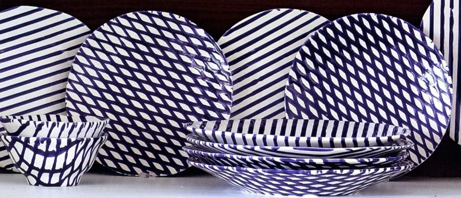 Net and Stripe Dinner Plate by Vietri (Italy)-1