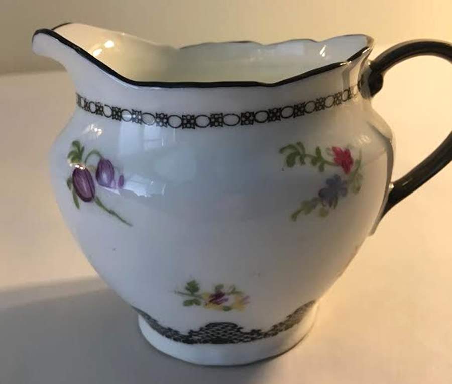 VIT411 Creamer by Victoria (Czech)-1