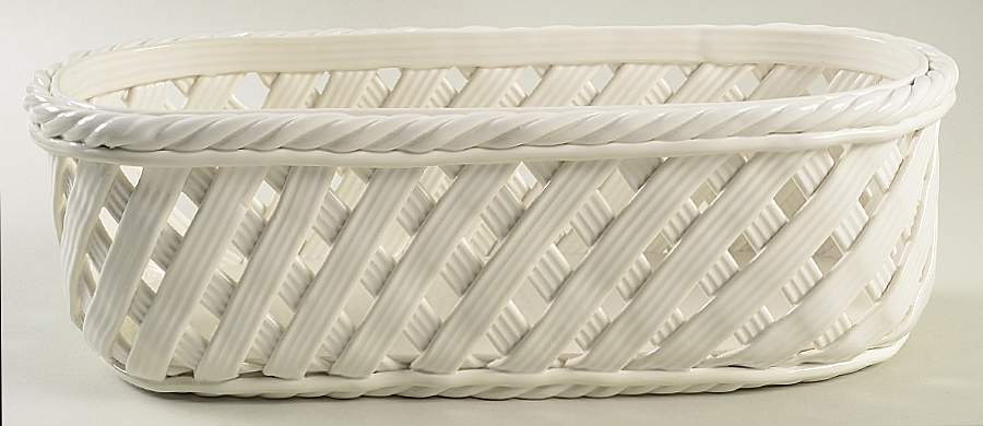 Giftware Bread Basket Tray by Vietri (Italy)-1