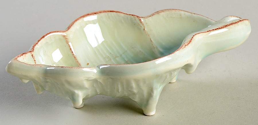 Giftware 5" Shell Shaped Dish by Vietri (Italy)-1