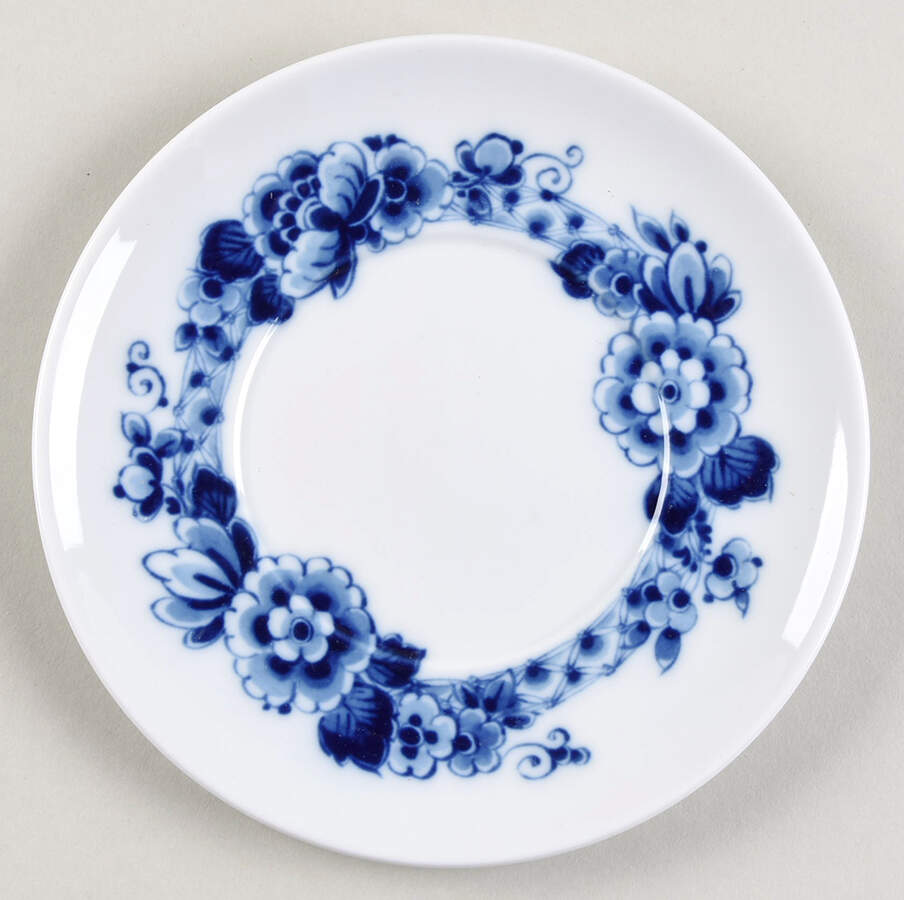 Blue Ming Saucer by Vista Alegre-1