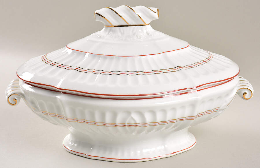 VIA147 Oval Covered Vegetable by Vista Alegre-1