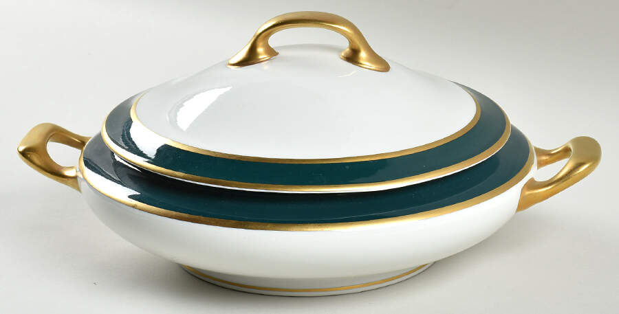 VOG157 Round Covered Vegetable by Vogue-1