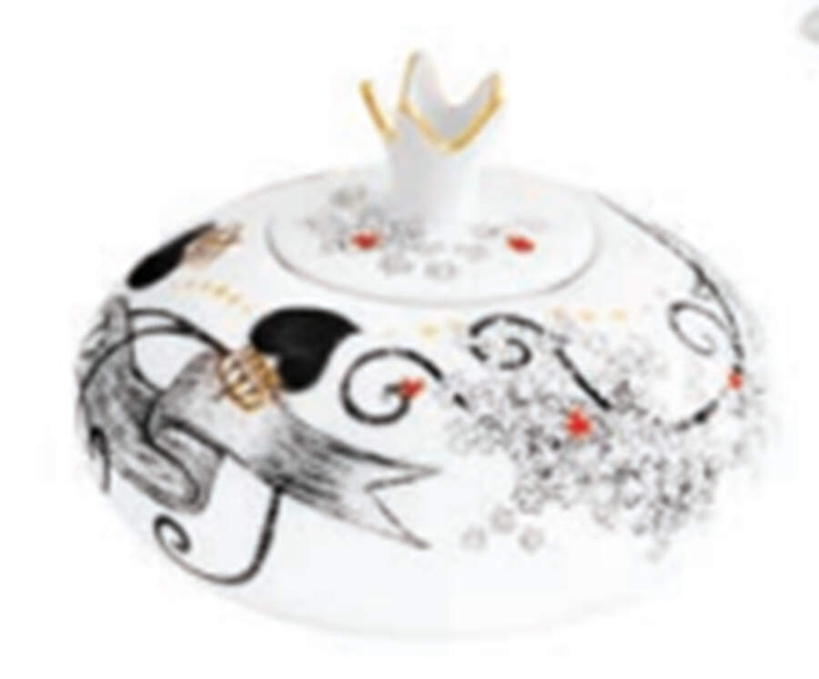 Rainhas de Portugal Sugar Bowl & Lid by Vista Alegre-1