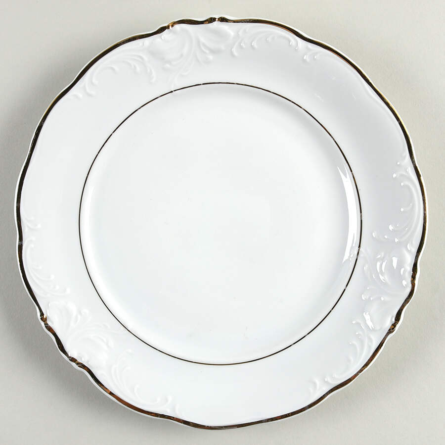 Casa Oro Luncheon Plate by Wawel-1