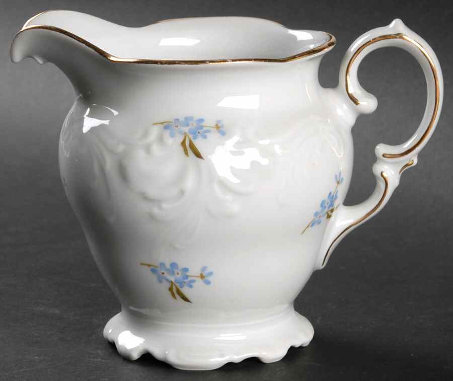 Picardy Creamer by Wawel-1