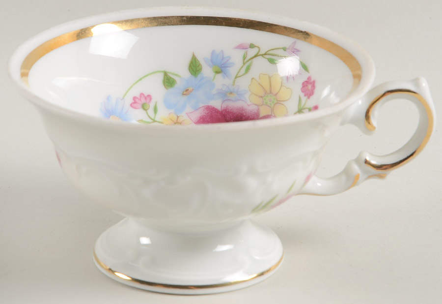Sonata Footed Cup by Wawel-1