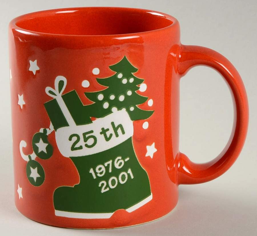 Christmas Tree Red Mug by Waechtersbach-1