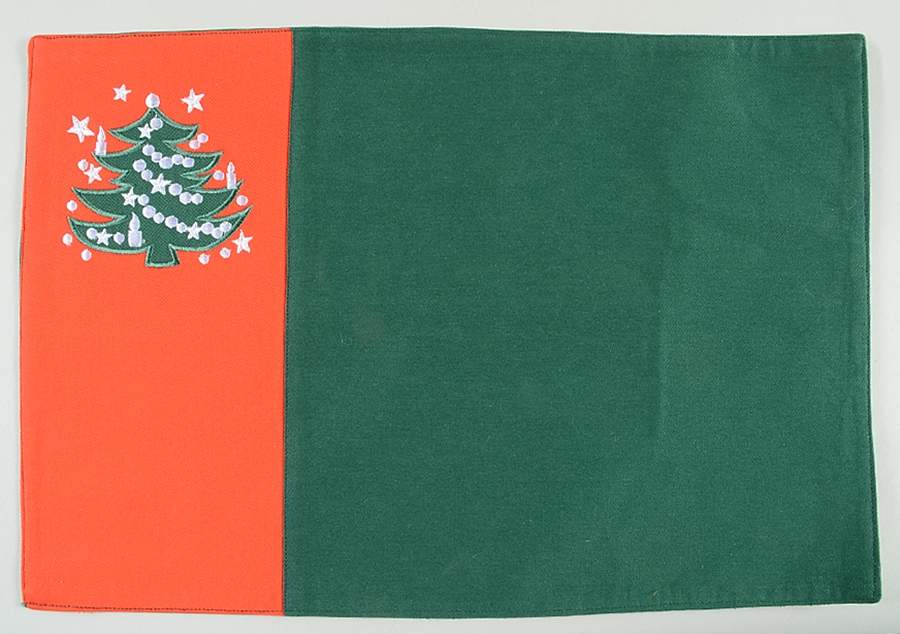 Christmas Tree Cloth Placemat by Waechtersbach-1