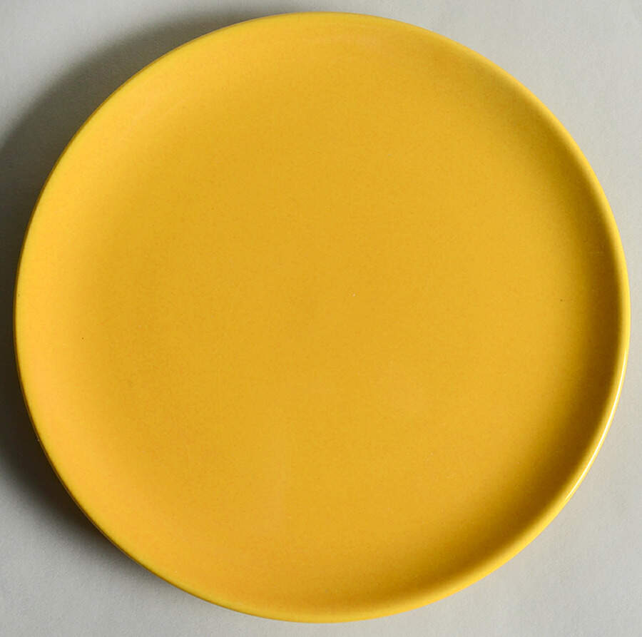 Solid Colours Buttercup Luncheon Plate by Waechtersbach-1