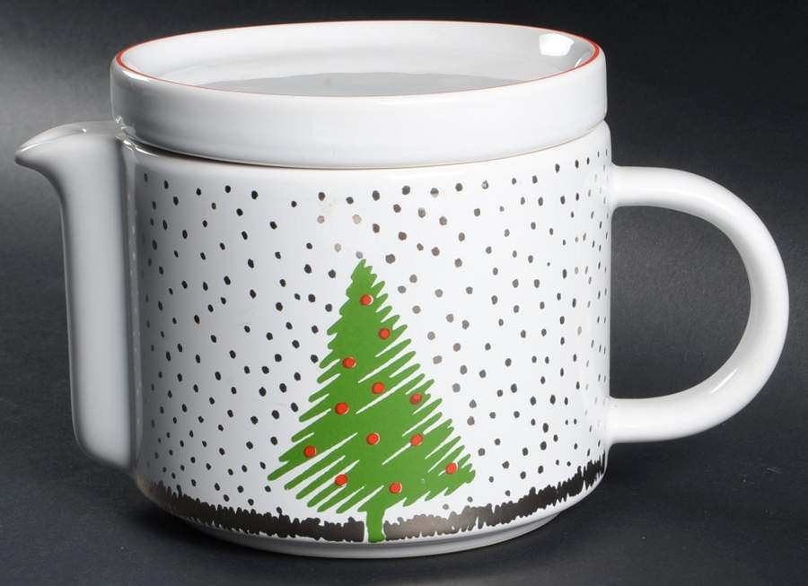 White Christmas Teapot & Lid by Waechtersbach-1