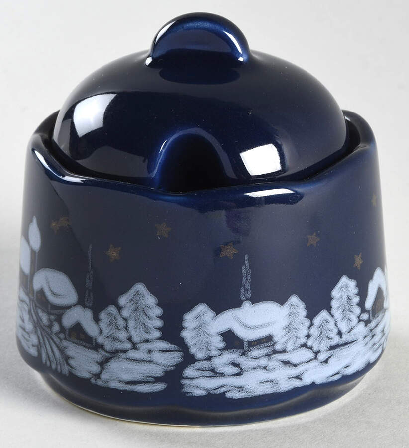 Winter Dreams Sugar Bowl & Lid by Waechtersbach-1