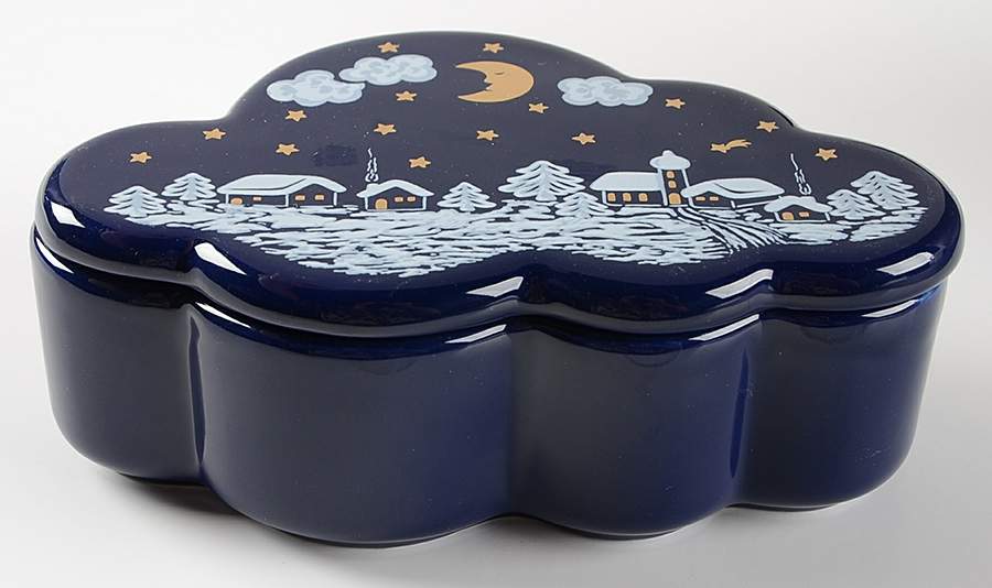 Winter Dreams Trinket Box & Lid by Waechtersbach-1
