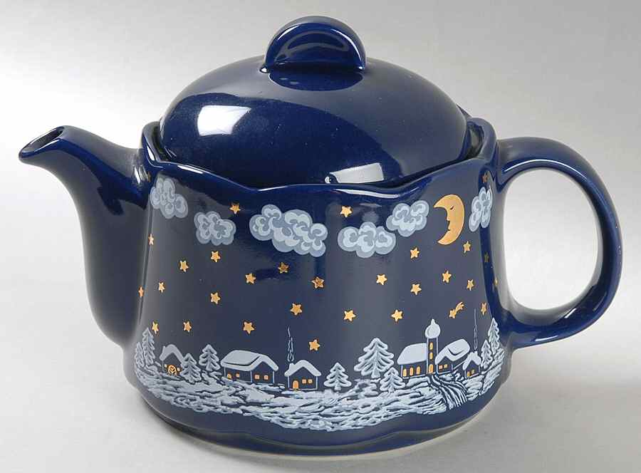 Winter Dreams Teapot & Lid by Waechtersbach-1