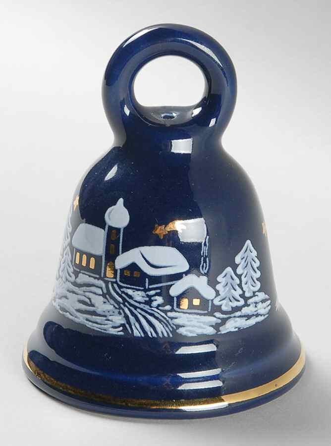 Winter Dreams Bell by Waechtersbach-1