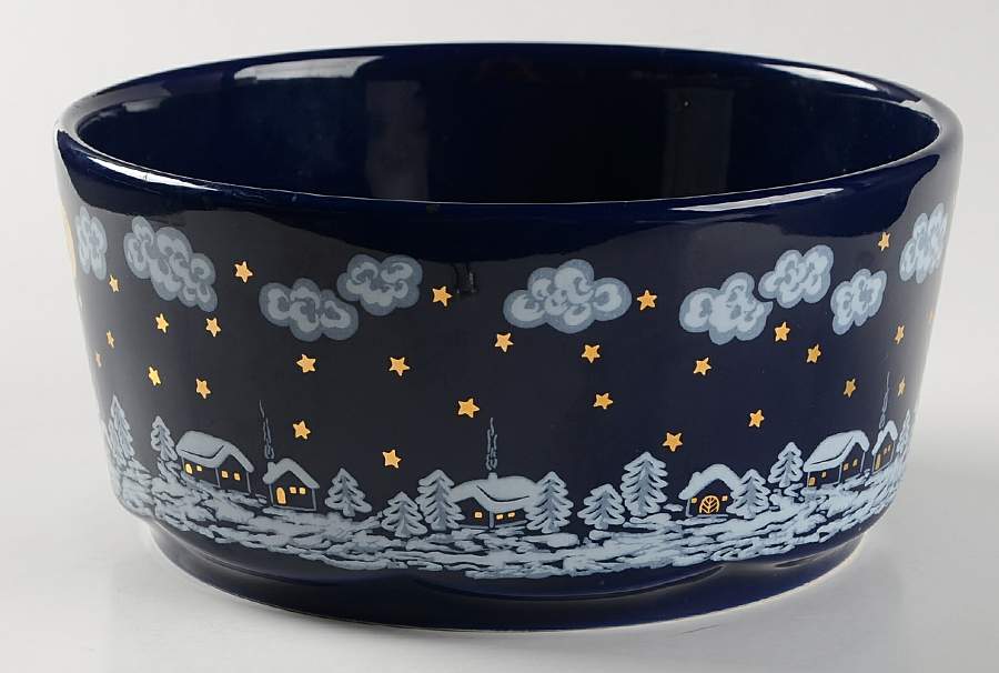 Winter Dreams 7" Round Vegetable Bowl by Waechtersbach-1