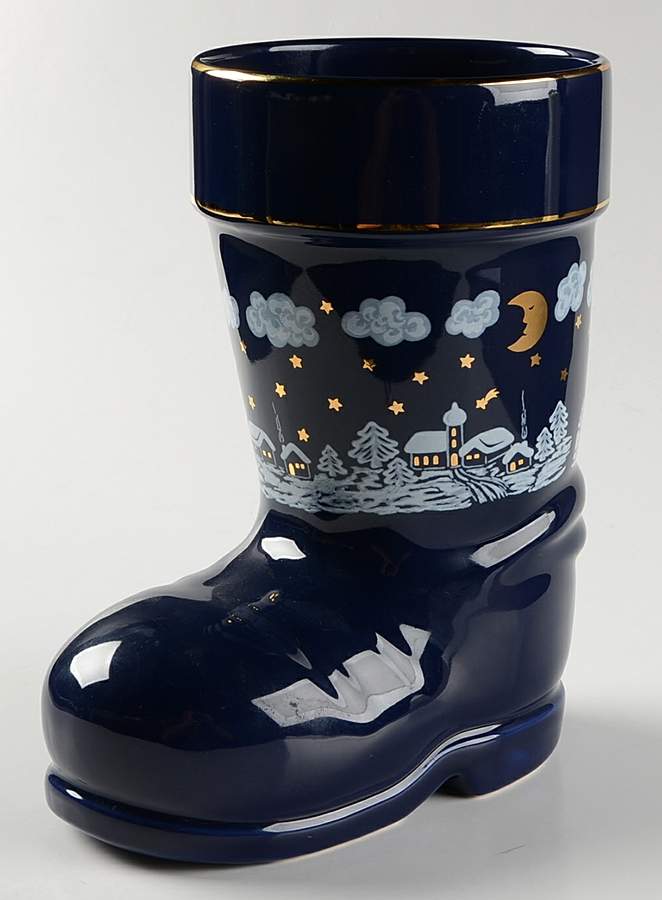 Winter Dreams Boot Vase by Waechtersbach-1