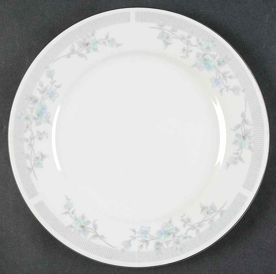 Eloquence Salad Plate by Wallace Heritage (Japan)-1