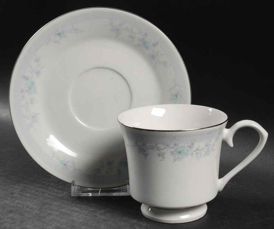 Eloquence Footed Cup & Saucer Set by Wallace Heritage (Japan)-1