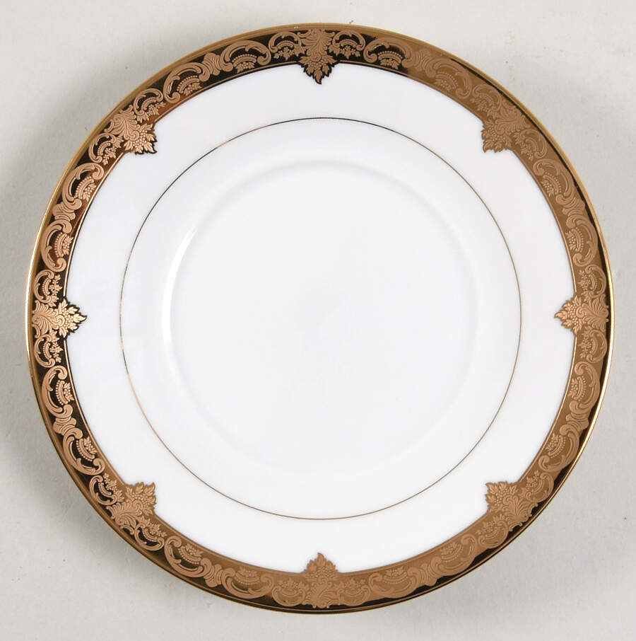 Grande Baroque Gold Saucer for Flat Cup by Wallace Heritage (Japan)-1