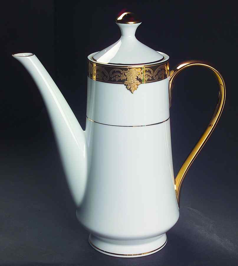 Grande Baroque Gold Coffee Pot & Lid by Wallace Heritage (Japan)-1