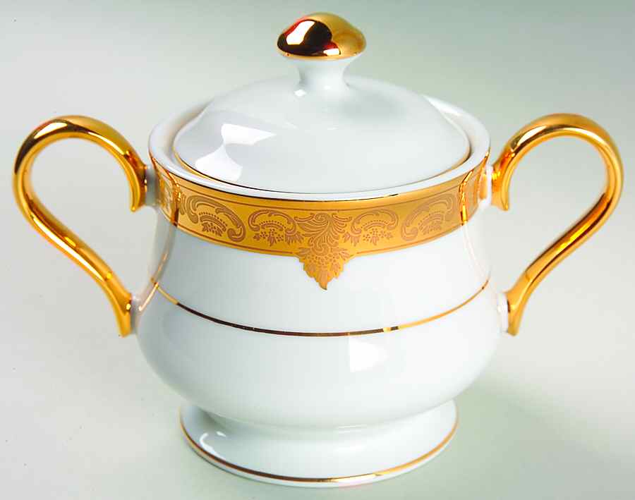 Grande Baroque Gold Sugar Bowl & Lid by Wallace Heritage (Japan)-1