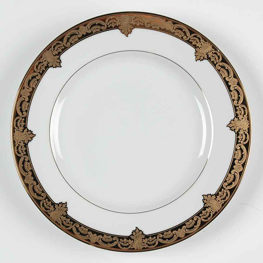 Grande Baroque Gold Salad Plate by Wallace Heritage (Japan)-1