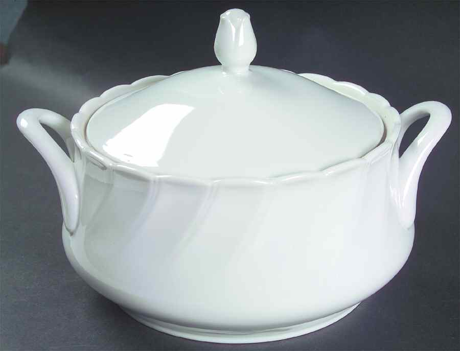 Yorkshire Round Covered Vegetable by Wallace Heritage (Japan)-1