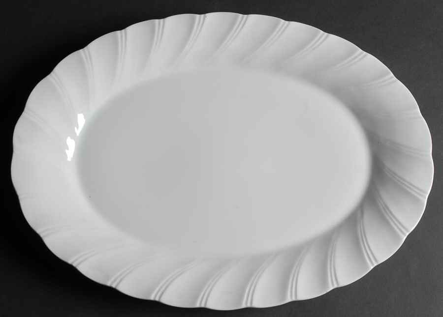Yorkshire 16" Oval Serving Platter by Wallace Heritage (Japan)-1