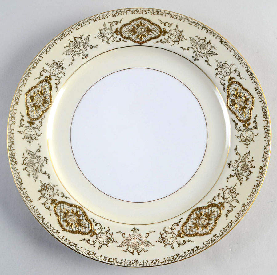 2296 (Cream Band) Dinner Plate by Wako-1
