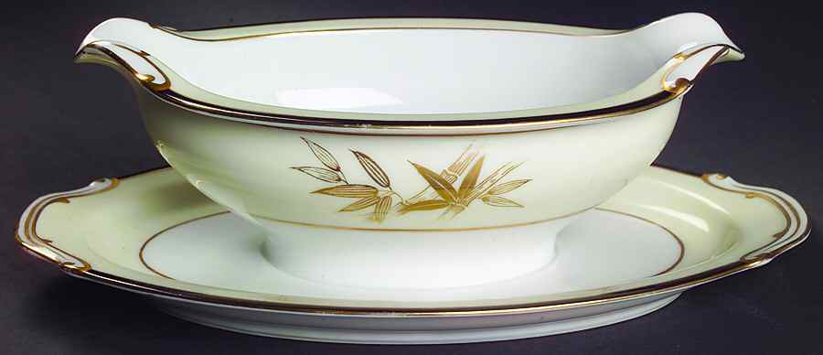 2403 Gravy Boat with Attached Underplate by Wako-1