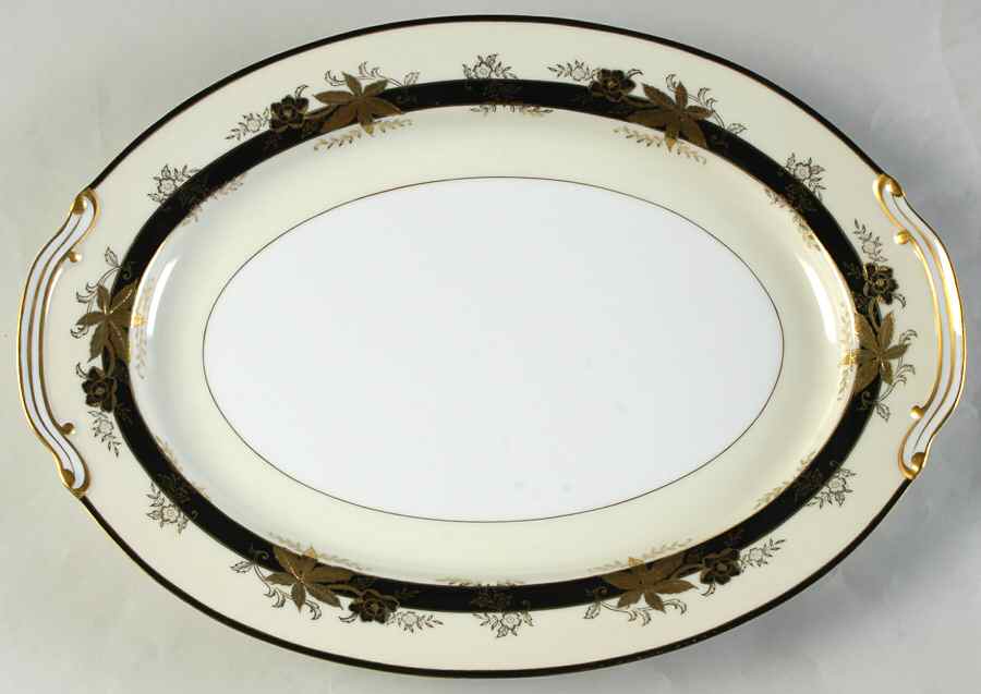 Golden Maple 16" Oval Serving Platter by Wako-1