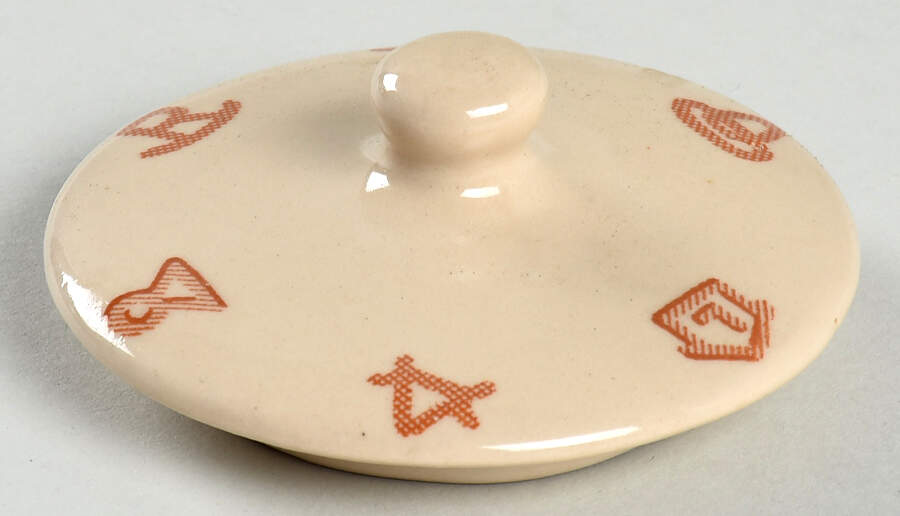 Chuck Wagon Lid for Sugar Bowl by Wallace (American)-1