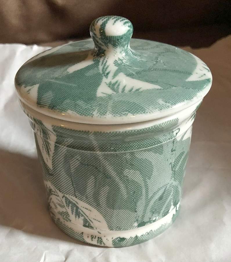 Palm Green (USA) Sugar Bowl & Lid by Wallace (American)-1