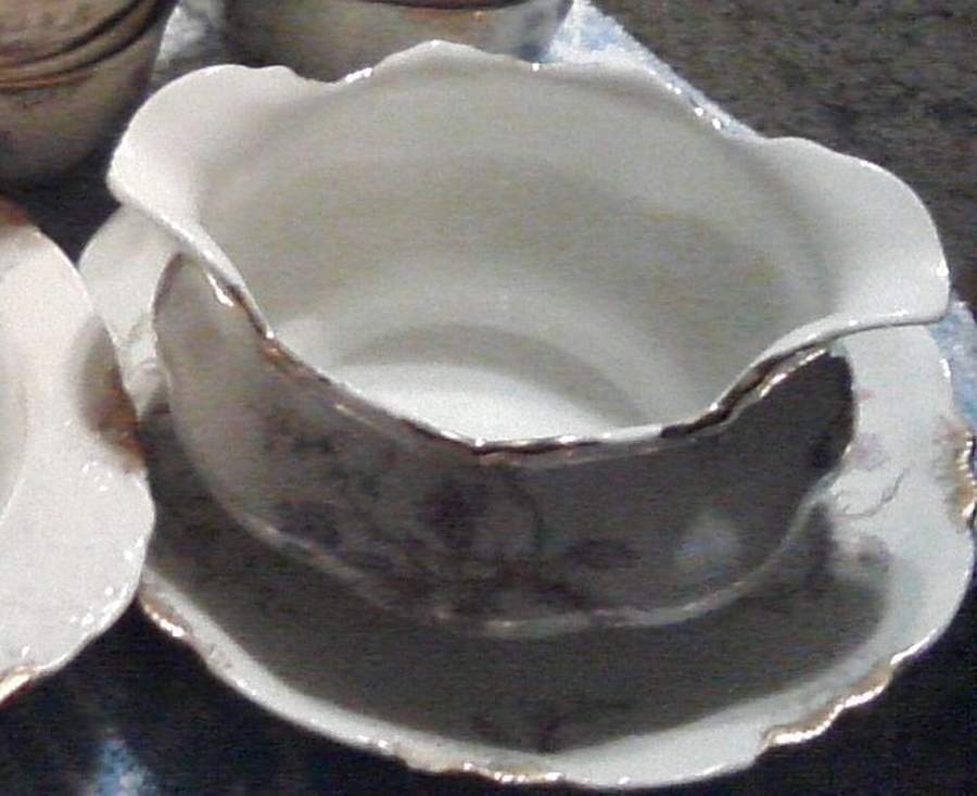 A2002 Gravy Boat with Attached Underplate by Warwick-1